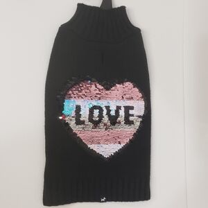 1833- Hotel Doggy Sweater Size Small NWT